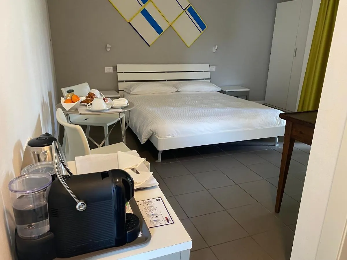 *** Bed & Breakfast B&B Warmup Grosseto - Parcheggio Incluso Nella Corte Interna Italien